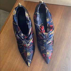 Zara Woman-Brand new ankle booties